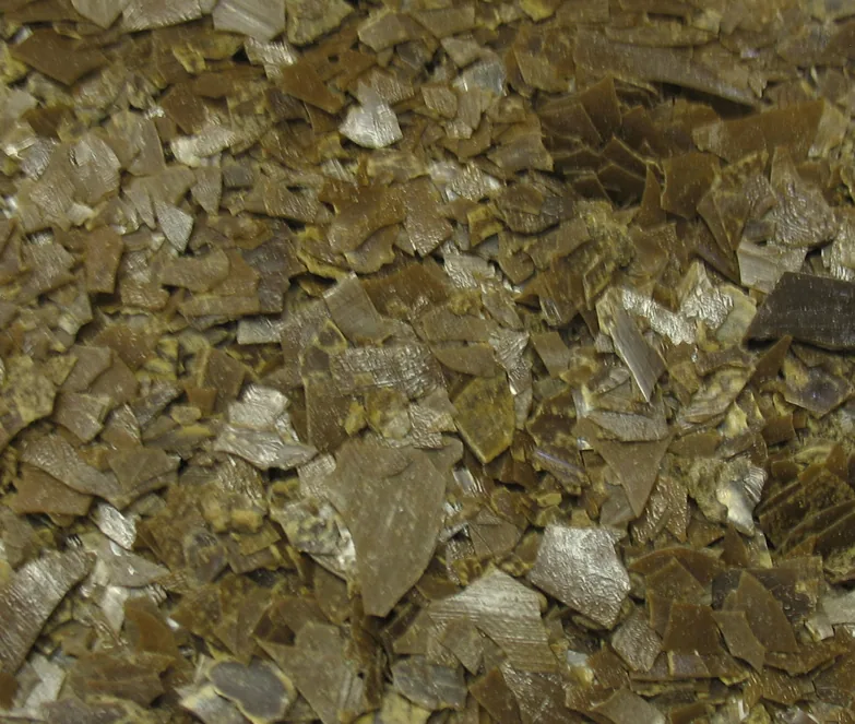 Carnauba Wax Flakes #4, Dark Brown — product photo 2