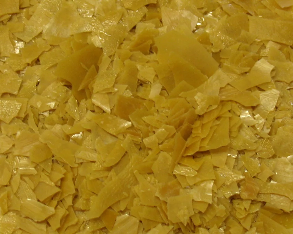Carnauba Wax Flakes #3, Amber — product photo 2